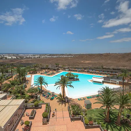 Beatriz Costa & Hotell