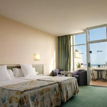 Beatriz Costa & 4* Costa Teguise