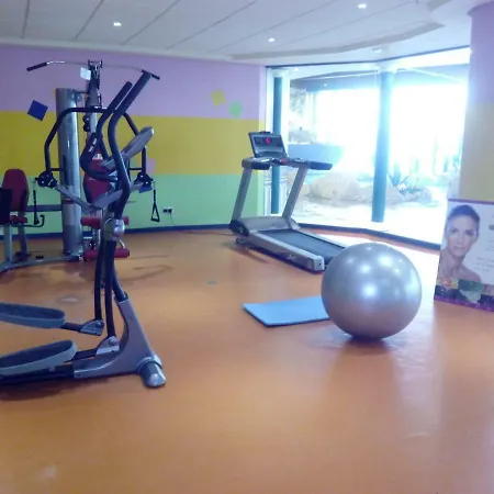 Ξενοδοχείο Beatriz Costa & 4*