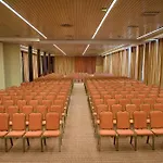 Beatriz Costa & 4*