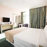 Beatriz Costa & Hotel Costa Teguise