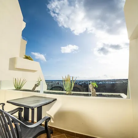 Beatriz Costa & 4* Costa Teguise
