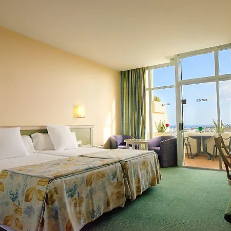 Beatriz Costa & 4* Costa Teguise