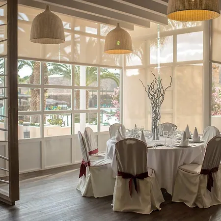 Beatriz Costa & 4* Costa Teguise