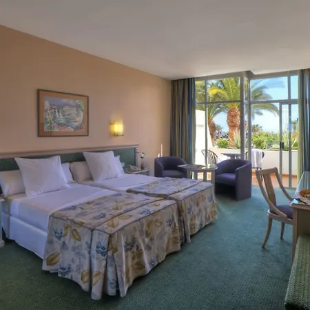 Beatriz Costa & Hotel Costa Teguise