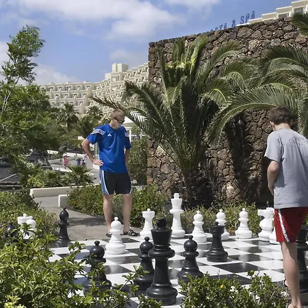 Beatriz Costa & Costa Teguise