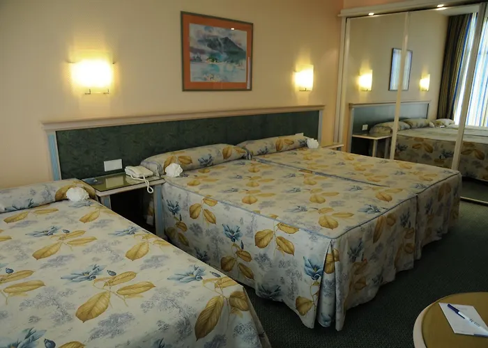 Beatriz Costa & Costa Teguise