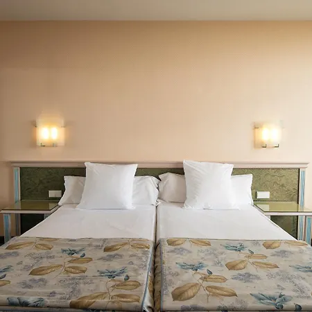 Hotel Beatriz Costa & 4*