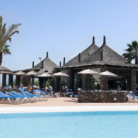 Beatriz Costa & Costa Teguise