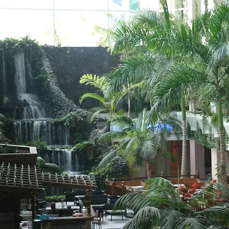 Hotell Beatriz Costa & 4*