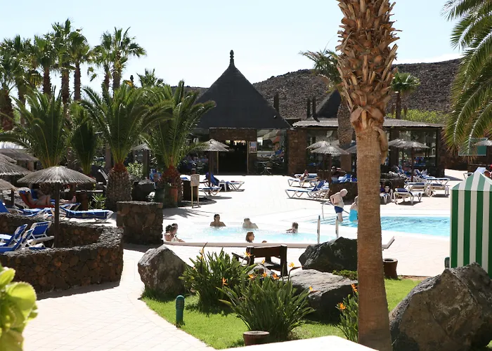 Beatriz Costa & Ξενοδοχείο 4*